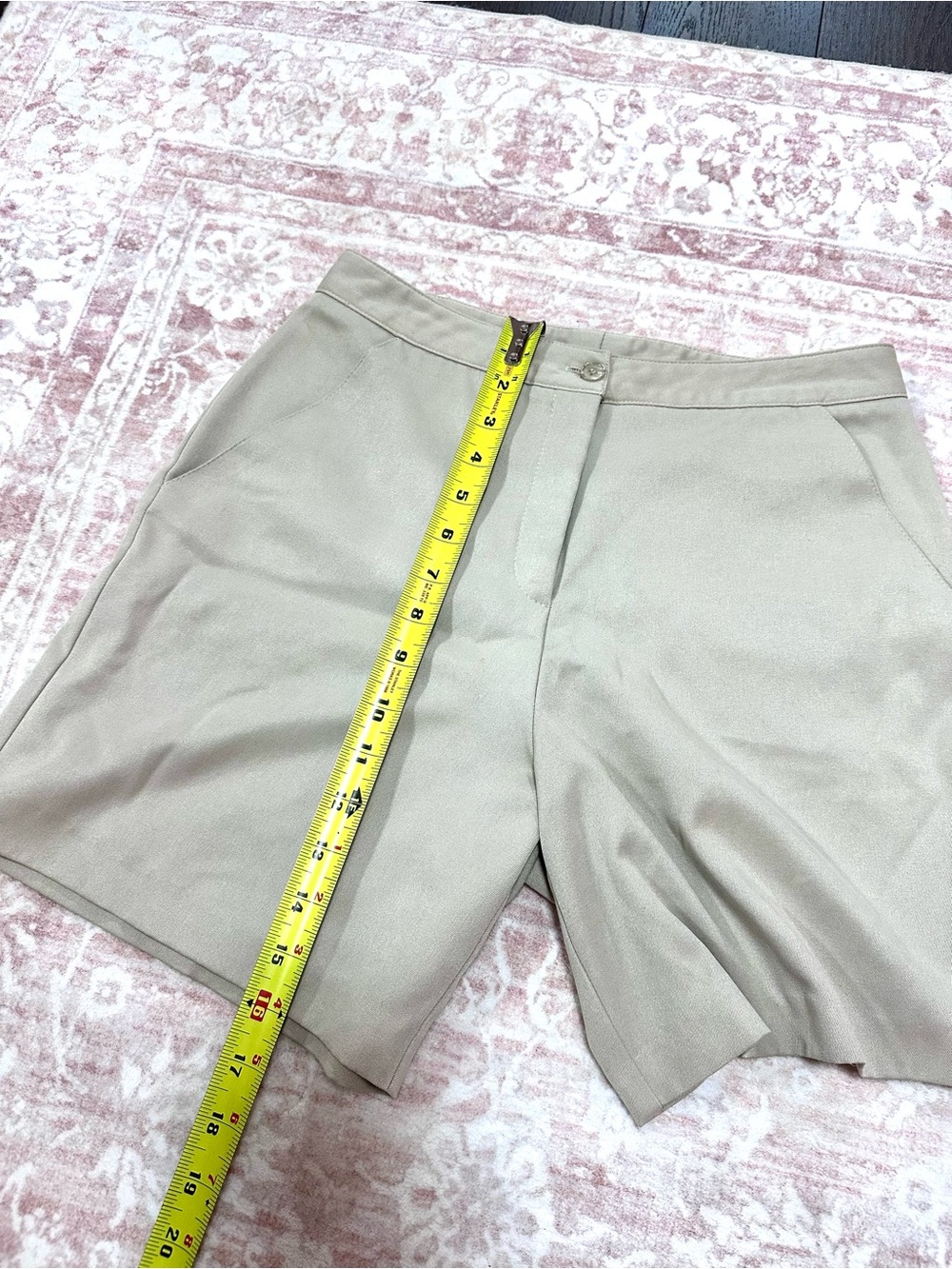 Vintage ⚜️ Lily’s Beverly Hills Tan High Waist Shorts - Picture 10 of 11